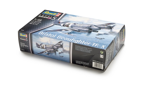 FSMWB0719_Revell_Beaufighter_box