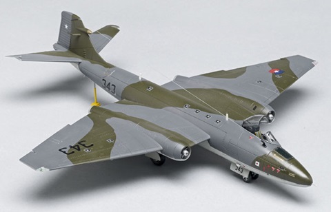 Airfix 1/72 scale English Electric Canberra PR.9 aircraft