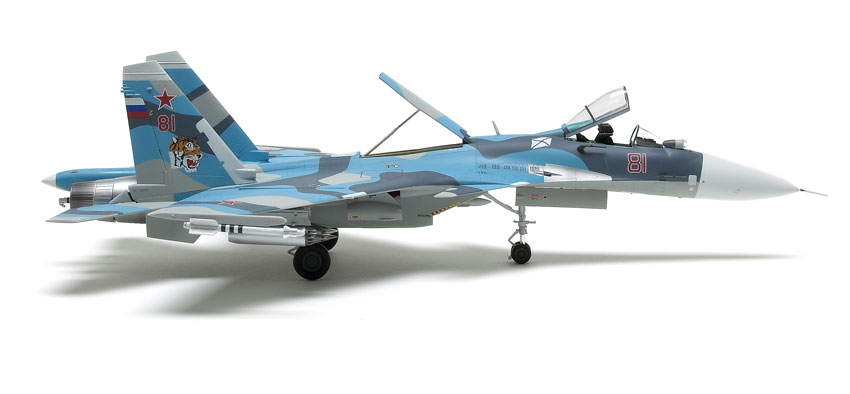 Hasegawa Su-33 Flanker D Modellbausatz 1:72 - Mittel Schwierigkeit